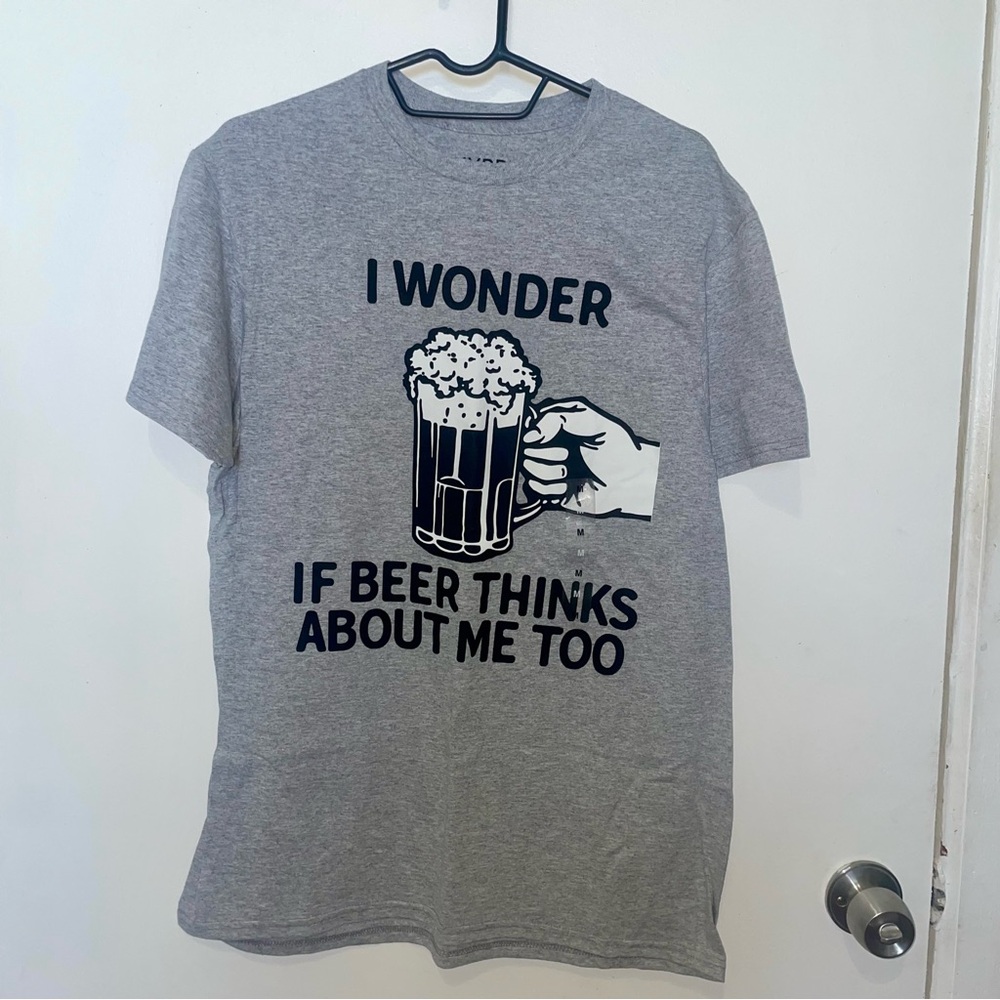 Graphic tee